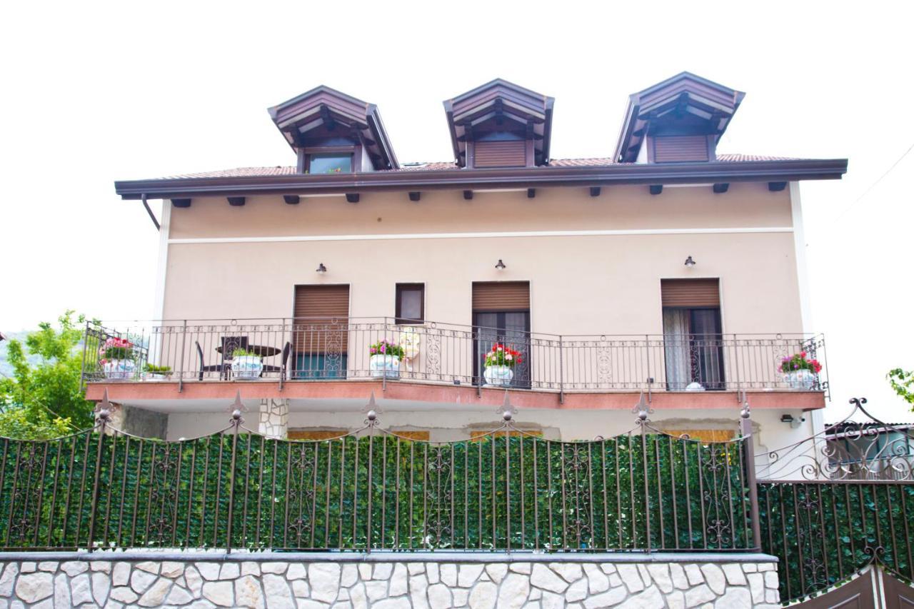 ピモンテ Borgo12 Bed & Breakfast エクステリア 写真